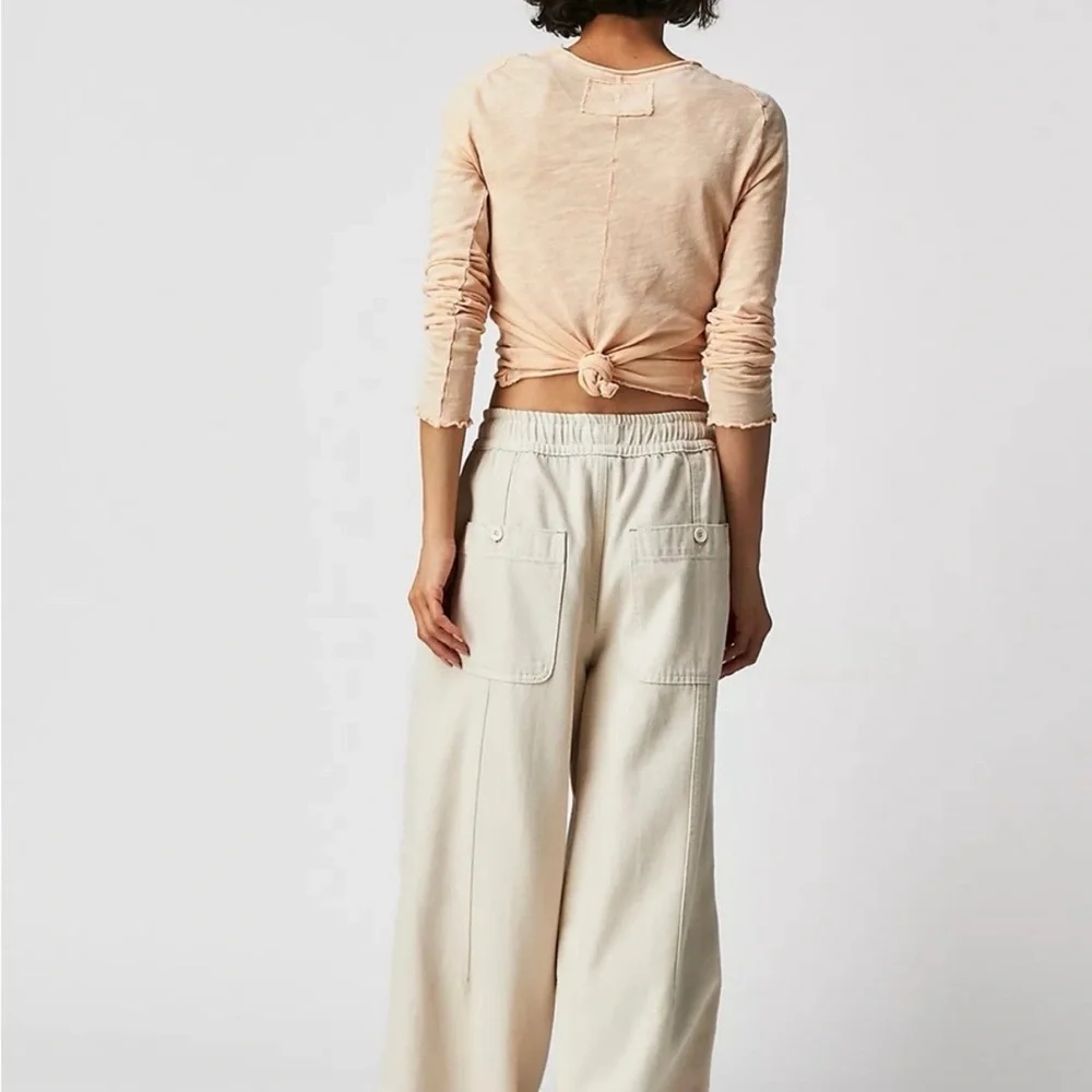 Free People Bright Eyed Low-Slung Pull-On Barrel Jeans - Picture 2 of 8